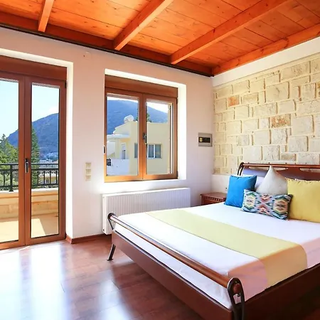 Vila 'oceania' With Private Pool *