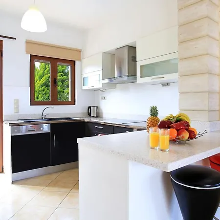 Vila 'oceania' With Private Pool Hersonissos (Crete)